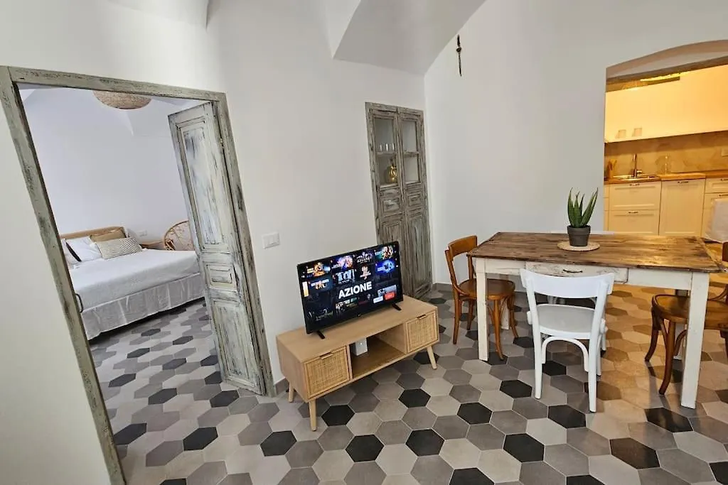 Appartement Car.Lo. Casa Vacanze Dolceacqua