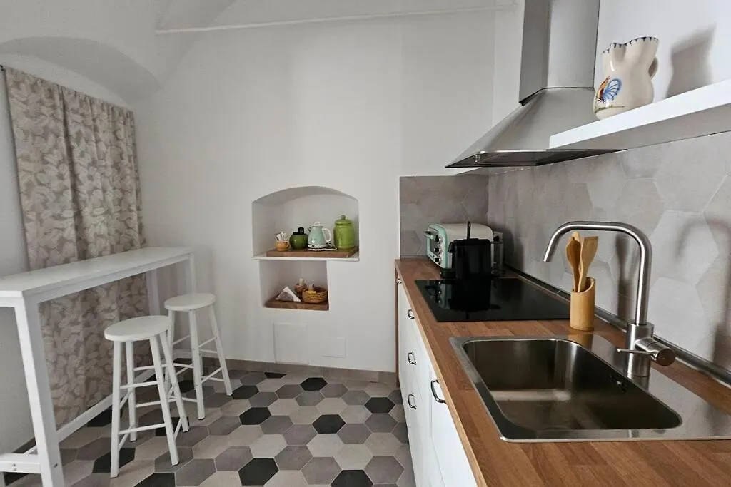 Car.Lo. Casa Vacanze Dolceacqua Apartment